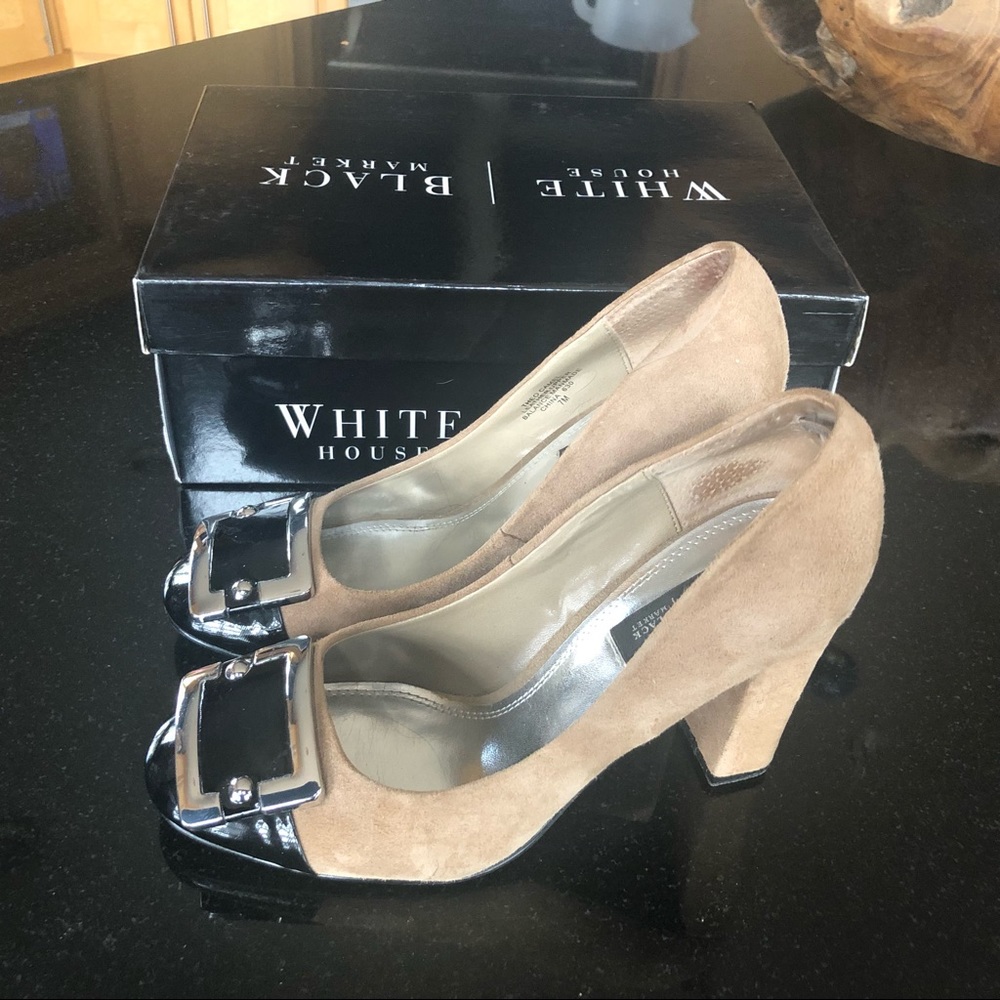 Suede/Patent dress shoe w/buckle and matching handbag